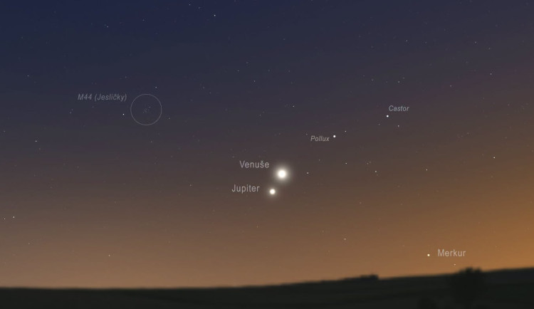 Hvězdné nebe čaruje, v těchto dnech ukazuje najednou Venuši, Jupiter i Merkur