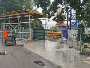 Cyklisty mezi Budějcemi a Hlubokou chrání nový tunel, brzy povede pod přemostěním