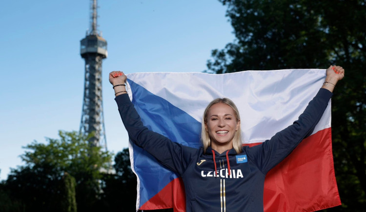 Česká rekordmanka ve skoku o tyči Švábíková zrušila účast na Zlaté tretře