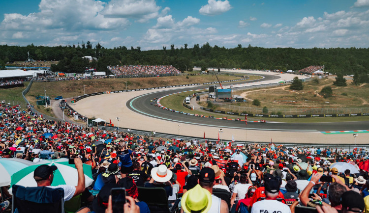 MotoGP se vrací do Brna. Spoje na okruh posílí, uzavírky město nechystá