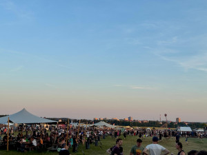 Hasiči, bazénky a chill zóny. Festival Mighty Sounds bojoval s úmorným vedrem