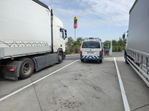 Celníci na D3 pohrozili zabavením návěsu. Dopravce na místě zaplatil 175 tisíc