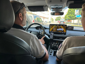 Až 580 kilometrů na jedno nabití. Jihočeští policisté testují elektrickou Škodu Elroq