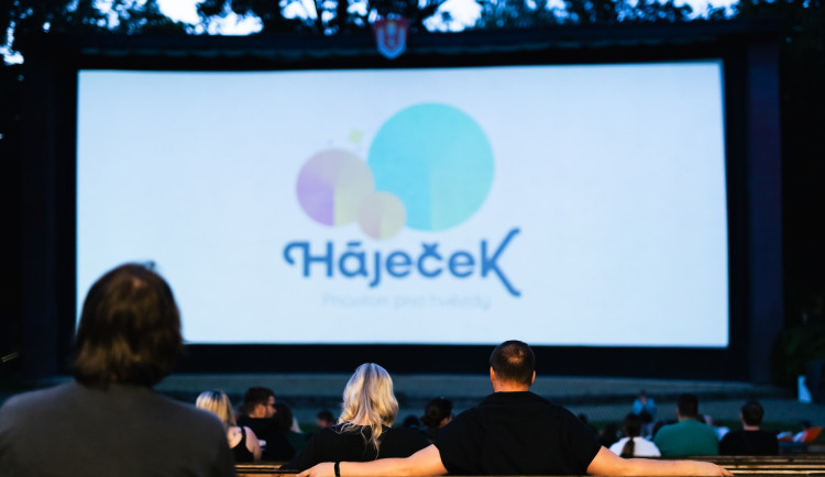 Háječek v srpnu nabídne kultovky, premiéry i přespávačku pod hvězdami