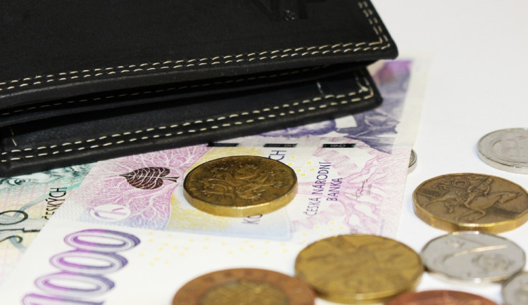 Maloobchodní tržby v červnu vzrostly o 3,6 %, táhly je e-shopy