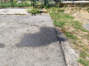 Nebezpečná nezodpovědnost. U zdroje pitné vody na Strakonicku našli motorový olej