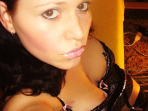 Tereza Linková, 19 let. V Budějcích mám přítele a zároveň tu  i studuji. Profil pod nickem Tereza Linková