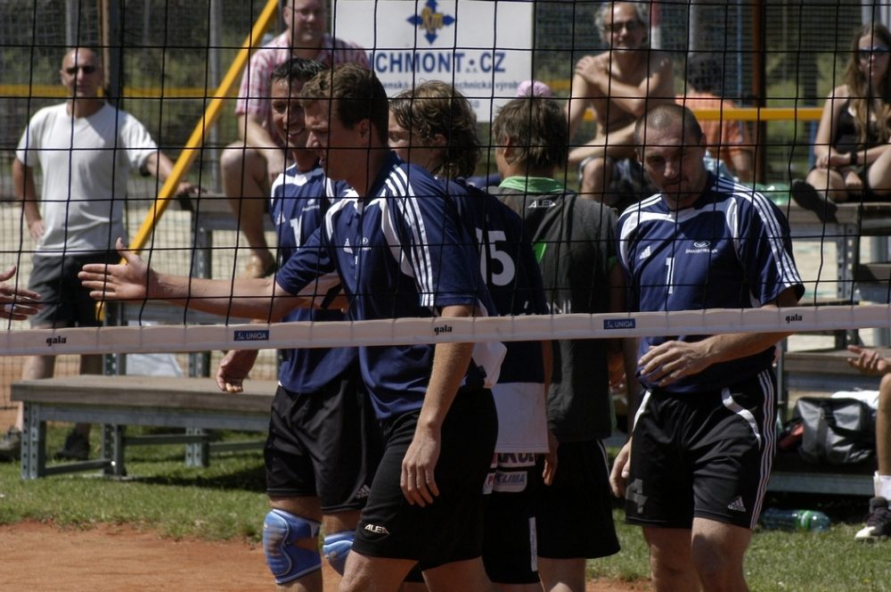 Mistrovství ČR ve volejbalu na antuce vyhráli Čtveráci