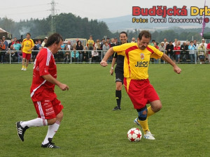 Zápas sledovala možná tisícovka diváků