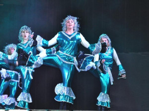 Danceshow Dancing Queens - ABBA - new generation