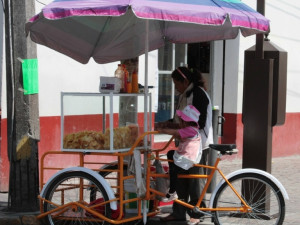 Toluca - pouliční prodavačka lupínků
