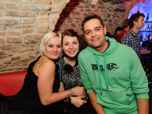 Budějcká Drbna slavila v dance baru Paradox svoje 1. narozeniny