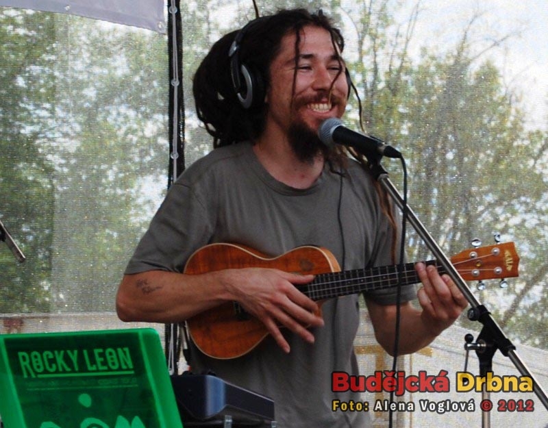 Rocky Leon a jeho ukulele