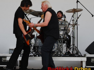 Slavná kapela Katapult