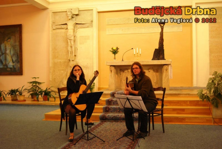Míša a Víťa koncertovali v kostele na Palackém náměstí