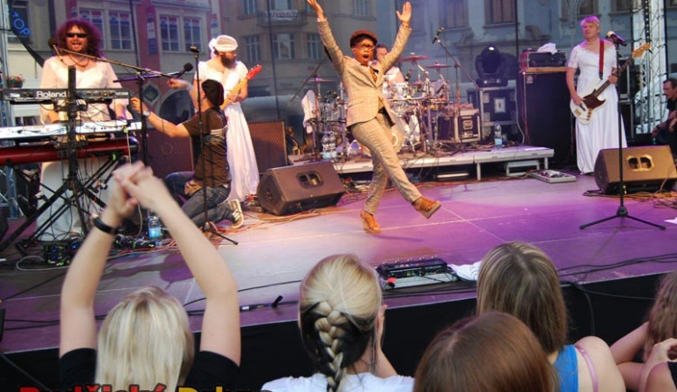 Tonya pařila se svými fanoušky