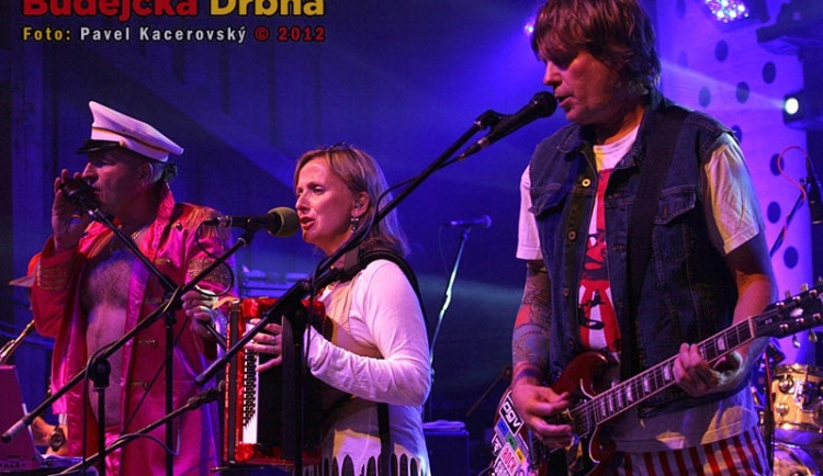 Koncert Třech sester na Holkově