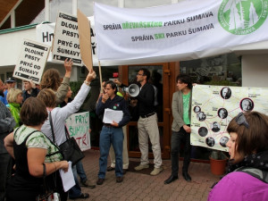 Protest a Antiprotest v Hluboké nad Vltavou