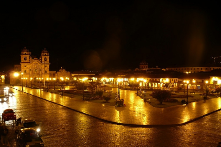 Noční Cuzco