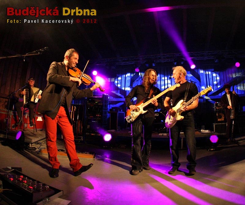 Koncert Čechomoru na Holkově