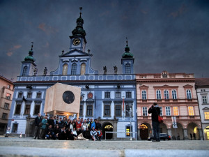Minimální dům na náměstí Přemysla Otakara II. Foto Mjölk architekti