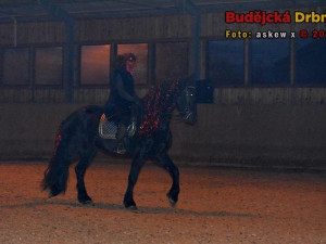 Mikulášská nadílka ve dvoře Vondrov