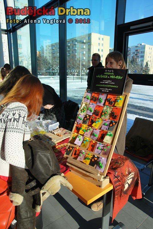 Na ArtMarku byly ke koupi hlavně šperky