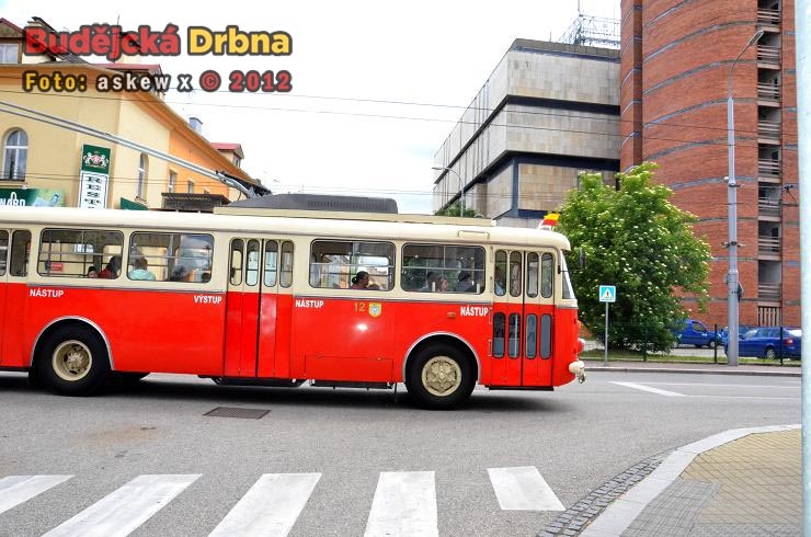 Historický autobus