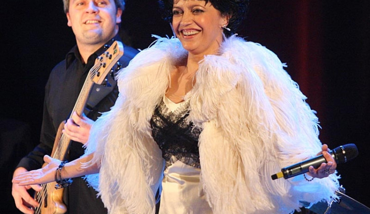 Vánoční koncert Lucie Bílé v DK Metropol