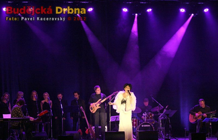 Vánoční koncert Lucie Bílé v DK Metropol