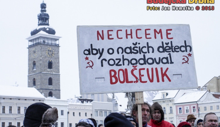 Čtvrtý protest proti krajské koalici ČSSD a KSČM