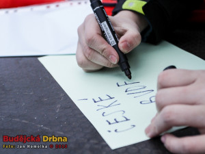 Poprvé od 17. listopadu loňského roku se odpůrci krajské koalice vrátili na náměstí Přemysla Otakara II.