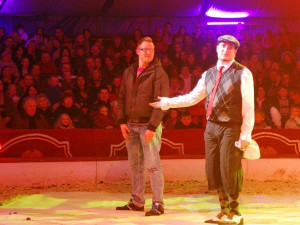 Diváci se bavili i v manéži