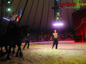 Nechyběla ani česká vlajka