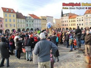 Zpívalo se i na náměstí Přemysla Otakara II