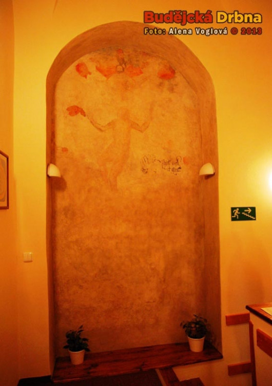 Nejstarší freska v Českých Budějovicích se nachází v hotelu Zátův dům