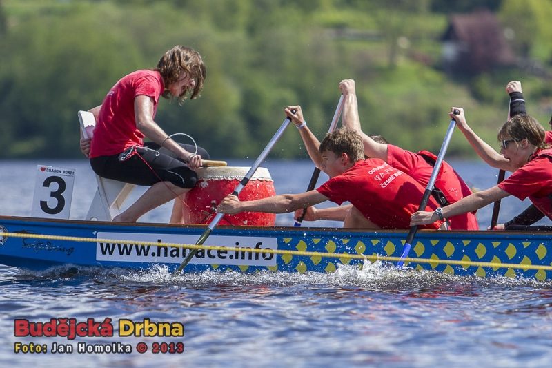 Závody Dračích lodí na Lipně 2013