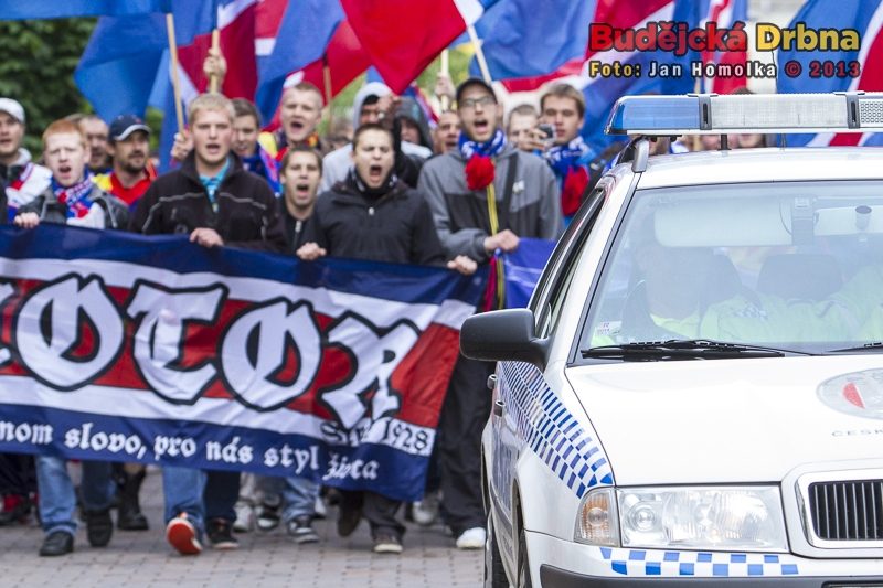 Pochod za záchranu budějovického hokeje