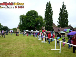 Den dětí v sedle ve Dvoře Vondrov