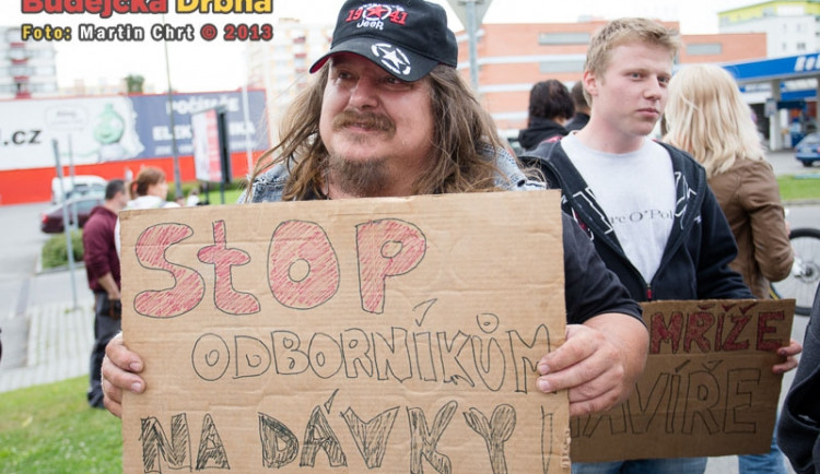 Protest kvůli problémům v soužití s Romy