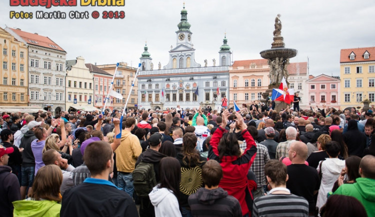 Protest kvůli problémům v soužití s Romy