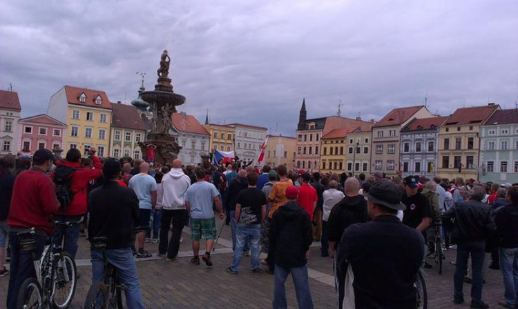 Protest kvůli problémům v soužití s Romy. Foto Zuzana Wágnerová