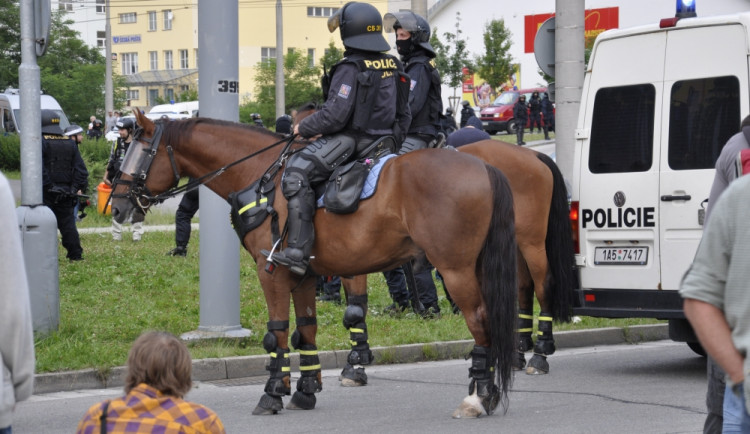 Demonstrace 2 v Českých Budějovicích, sídliště Máj, foto: Jakub Lošek