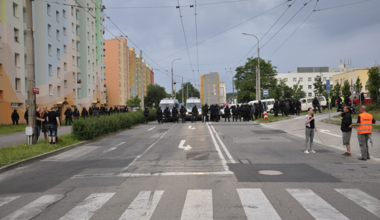 Demonstrace 2 v Českých Budějovicích, sídliště Máj, foto: Jakub Lošek