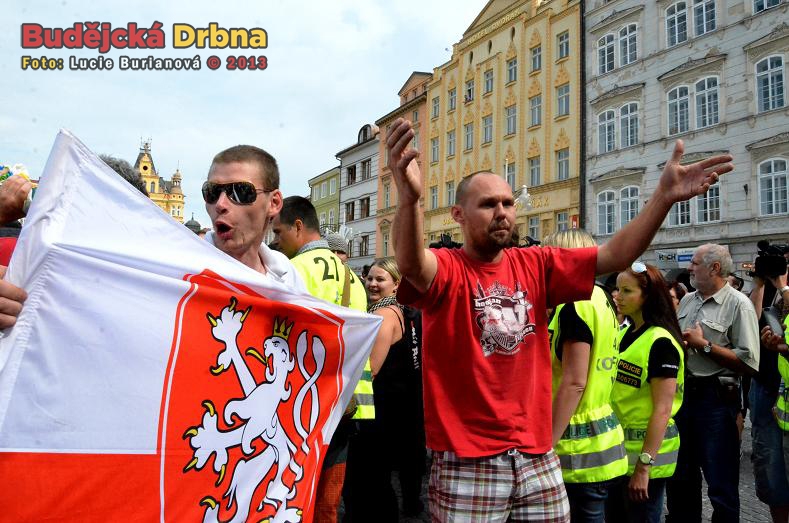 Demonstrace 2 v Českých Budějovicích, sídliště Máj