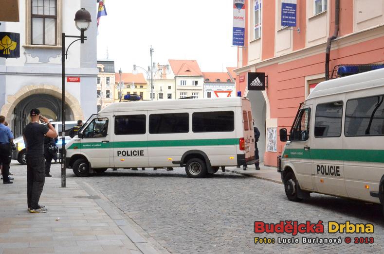 Demonstrace 2 v Českých Budějovicích, sídliště Máj