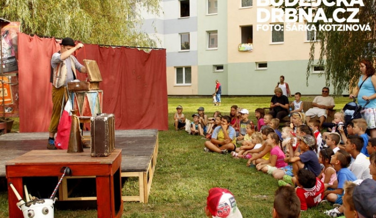 Na akci Máj spolu dorazily desítky dětí i dospělých