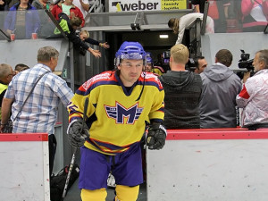 Jindřich Kotrla nastupuje na led