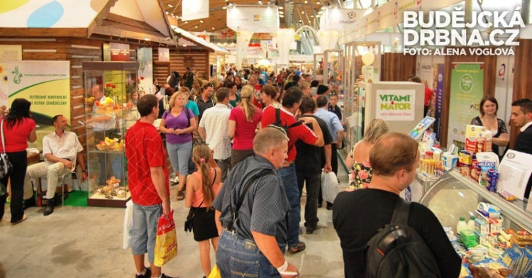 Nejvíce lidí se nacházelo v pavilonu s potravinami