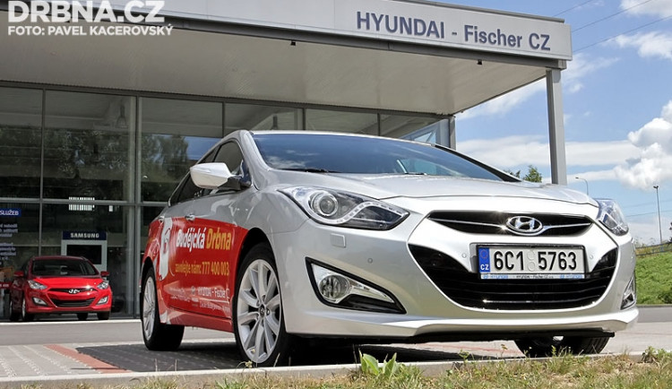 Redakční auto Budějcké Drbny - Hyundai i40 SDN od autosalonu HYUNDAI - Fischer CZ